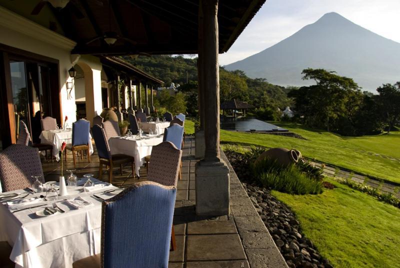 Hotel La Reunion Golf Resort And Residences Antigua Luaran gambar