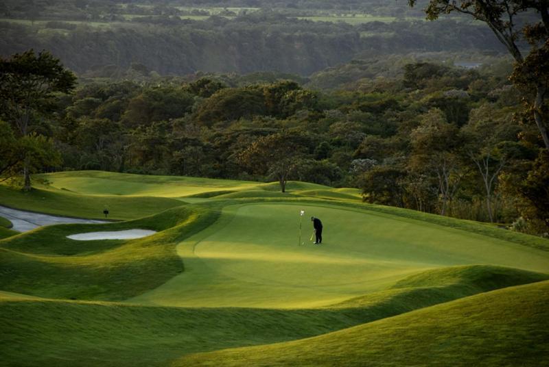 Hotel La Reunion Golf Resort And Residences Antigua Luaran gambar