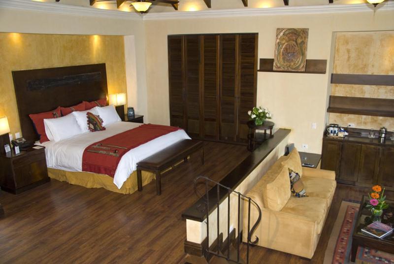 Hotel La Reunion Golf Resort And Residences Antigua Luaran gambar