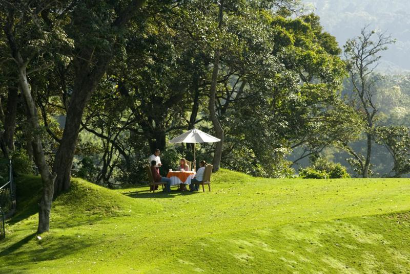 Hotel La Reunion Golf Resort And Residences Antigua Luaran gambar