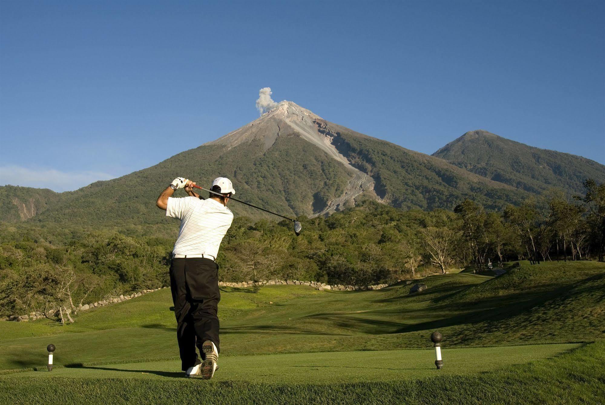 Hotel La Reunion Golf Resort And Residences Antigua Luaran gambar