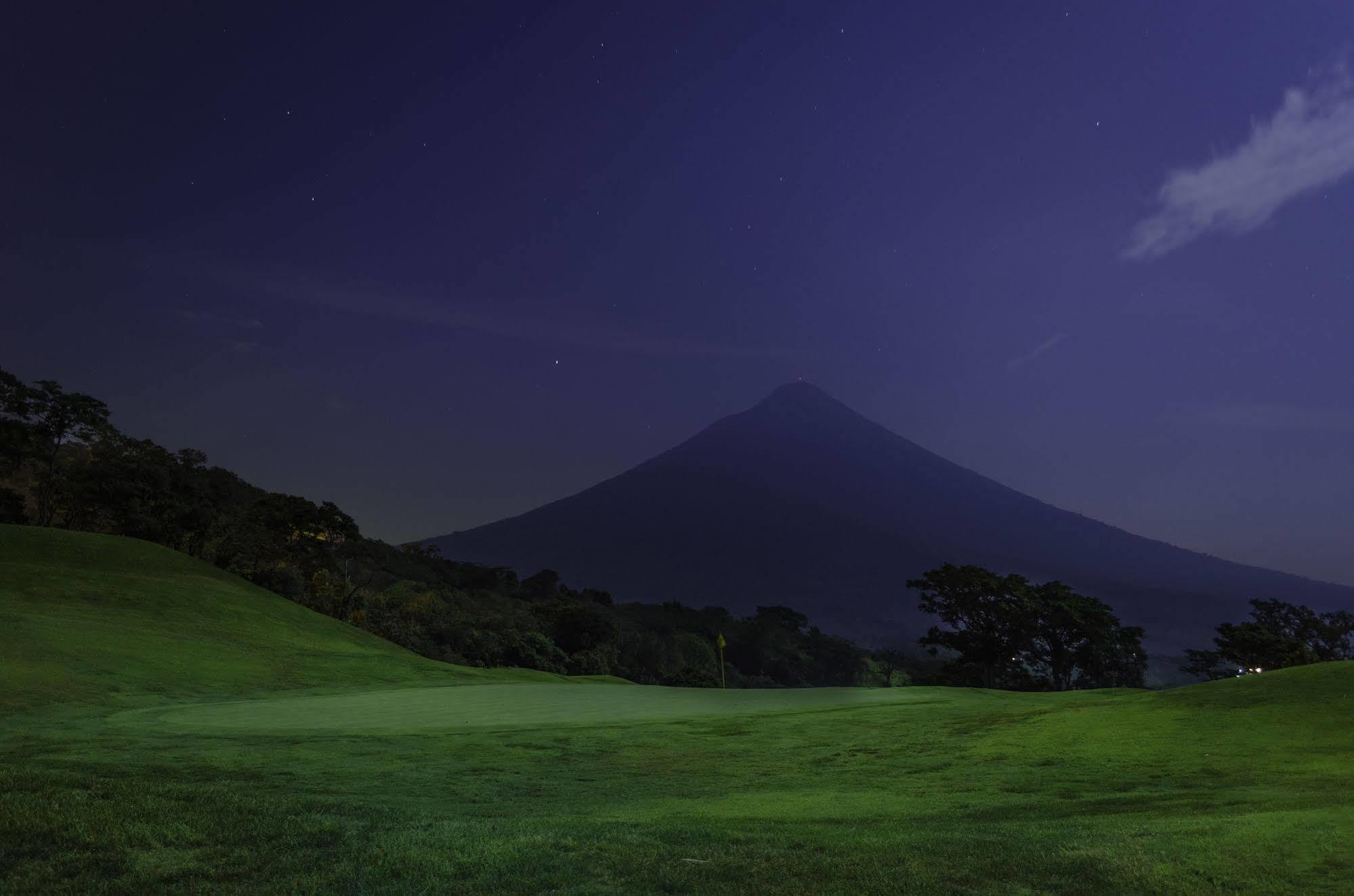 Hotel La Reunion Golf Resort And Residences Antigua Luaran gambar